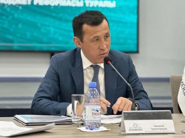 Сбалансированная налоговая политика: Вице-министр финансов встретился с предпринимателями области Абай
