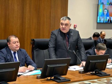 Аким области раскритиковал качество медицинских объектов, построенных в селах