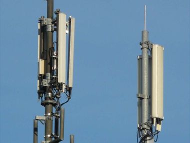 Антенны сотовой связи разрешат ставить на многоэтажках без согласия жильцов