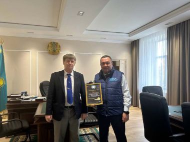 Аким города принял представителя Национальной федерации пауэрлифтинга РК
