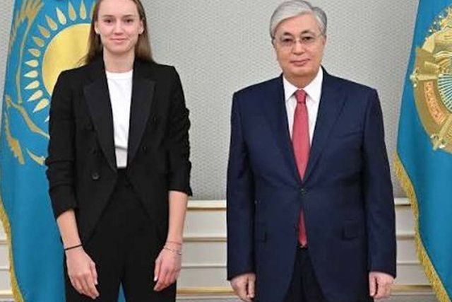 Президент поздравил Елену Рыбакину