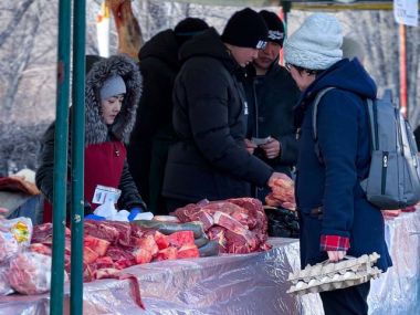 Прошла ярмарка социально-значимых продовольственных товаров