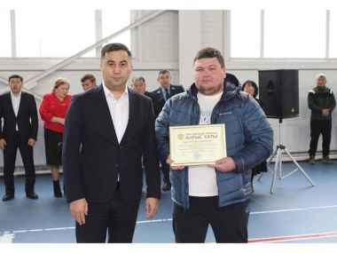 В Бородулихинском районе открылся ФОК с бассейном