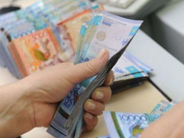 Вопрос повышения минимальной зарплаты выходит на повестку дня