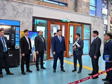 Глава области ознакомился с работой аэропорта в Семее