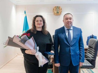 Аким Семея поздравил победителя чемпионата Азии по пауэрлифтингу