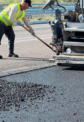Большегрузы повреждают автодорогу Талдыкорган &ndash; Усть-Каменогорск