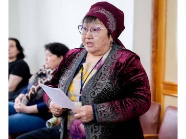 Аким города провел встречу с представителями КСК