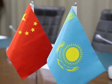 Для казахстанцев начал действовать безвиз с Китаем