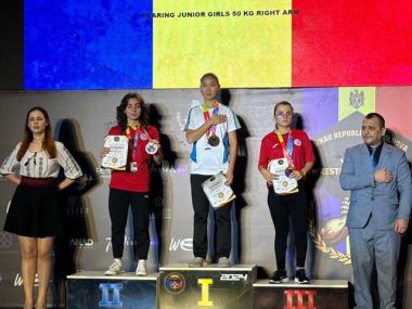 Студентка из области Абай стала трехкратной чемпионкой мира по пара-армрестлингу