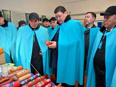 Аким области побывал  в фермерских хозяйствах Бородулихинского района