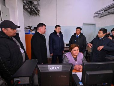 Глава региона проверил состояние котельной в поселке Шуак