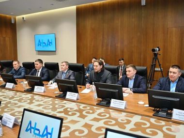 Глава региона встретился с делегацией из Татарстана