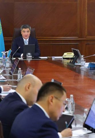 Бектенов назвал ситуацию с дорогами саботажем и раздал поручения после слов Токаева