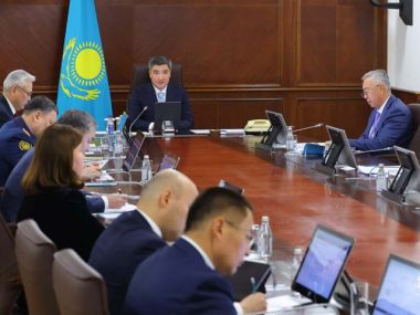 Бектенов назвал ситуацию с дорогами саботажем и раздал поручения после слов Токаева