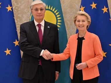 Токаев провел переговоры с президентом Европейской комиссии