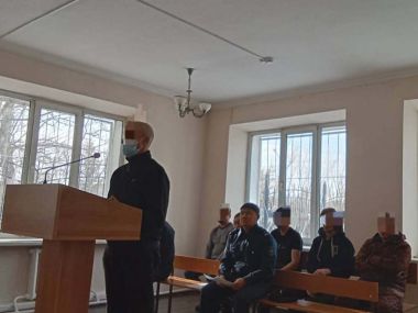 За кражу телефона и женских брюк житель Семея лишился свободы
