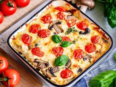 Запеканка: курица, грибы, помидоры, сыр